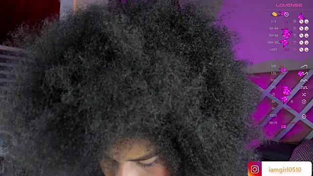 nayah   online show from 12-07-24, 02:24