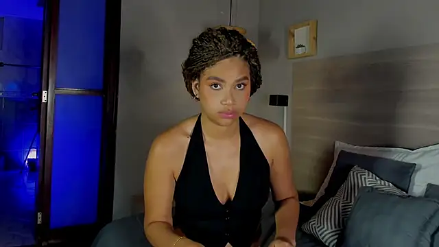 nayah   online show from 09-25-25, 07:39