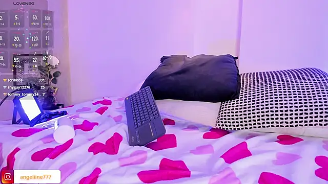 Snapshot of angeline-777 chatting on 03-22-25, 04:26 angeline-777 online show from 03-22-25, 04:26