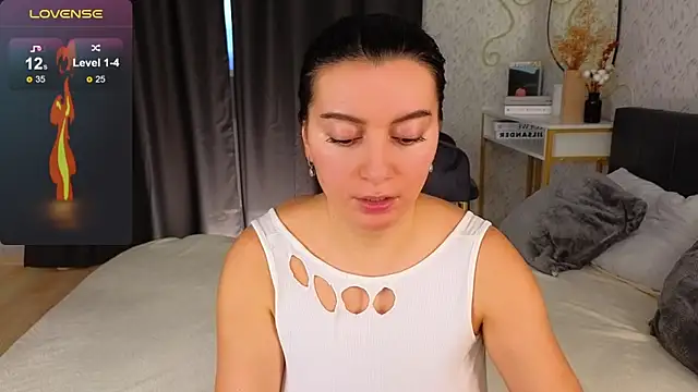 YourSweetDream  online show from 12-21-24, 08:18