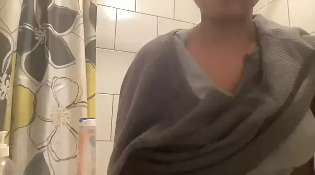 MommyConfident online show from 12-05-24, 10:01