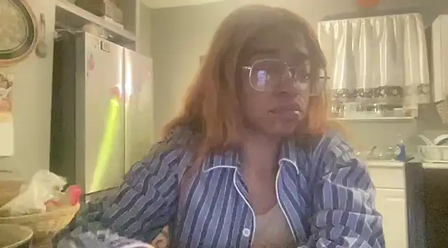 MommyConfident online show from 01-29-25, 01:58