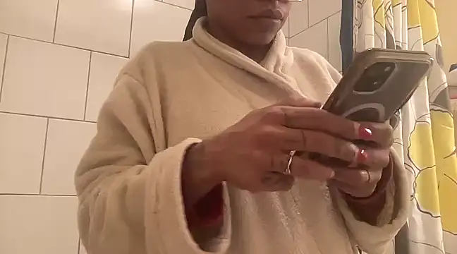 MommyConfident online show from 02-01-25, 01:34