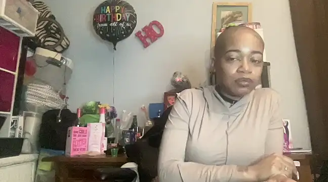 MommyConfident online show from 02-18-25, 12:15