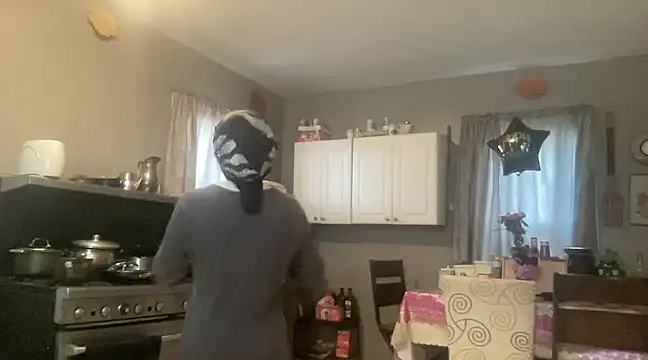 MommyConfident online show from 02-21-25, 09:11