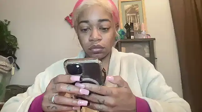 MommyConfident online show from 03-15-25, 12:47