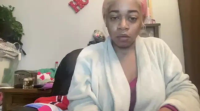 MommyConfident online show from 03-15-25, 05:41