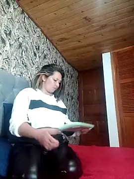 Devil Sara online show from 01-16-25, 06:14