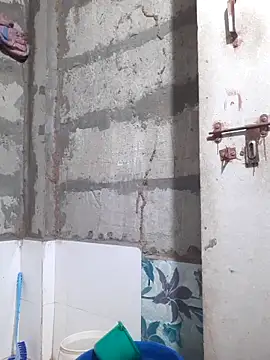 Snapshot of Burhade-- chatting on 02-18-26, 02:46 Burhade-- online show from 02-18-26, 02:46