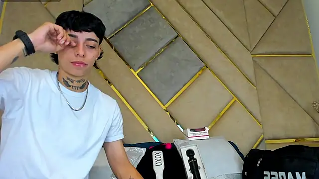 AmberAdams  online show from 10-19-25, 05:24