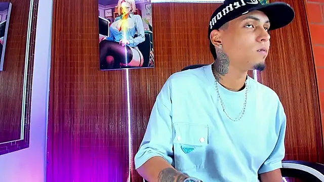 Snapshot of Liam_lee chatting on 02-19-26, 09:00 Liam lee online show from 02-19-26, 09:00