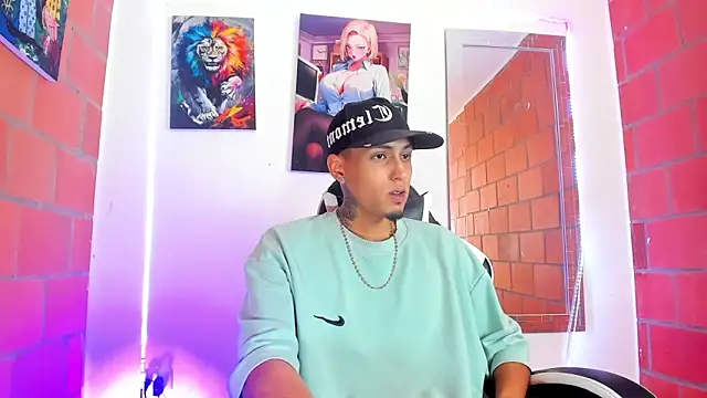 Snapshot of Liam_lee chatting on 03-22-26, 03:59 Liam lee online show from 03-22-26, 03:59