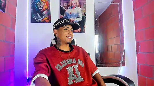 Snapshot of Liam_lee chatting on 03-23-26, 11:31 Liam lee online show from 03-23-26, 11:31