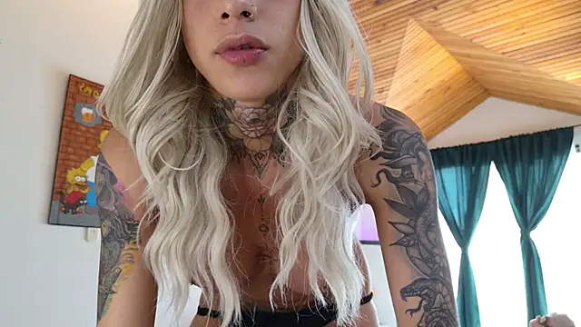 Juana 777 online show from 09-28-25, 03:50