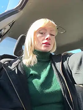 haileyhope  online show from 12-14-24, 10:45