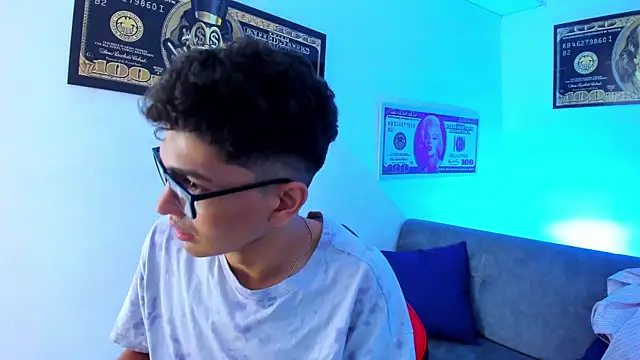 TylerWhite  online show from 12-31-24, 09:42