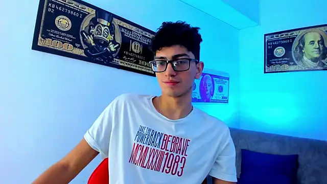 TylerWhite  online show from 01-10-25, 07:04