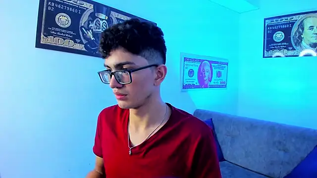 TylerWhite  online show from 01-15-25, 06:43
