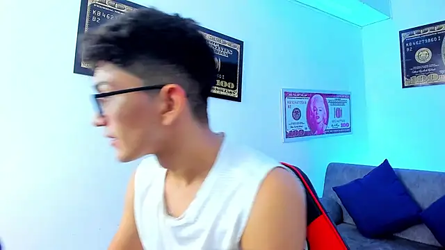 TylerWhite  online show from 01-19-25, 06:09