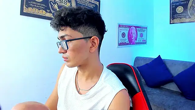 TylerWhite  online show from 01-19-25, 09:11