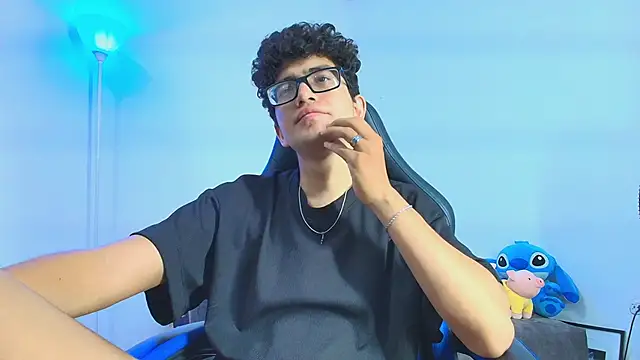 TylerWhite  online show from 09-24-25, 05:00