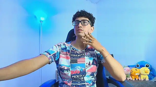 TylerWhite  online show from 10-14-25, 07:58