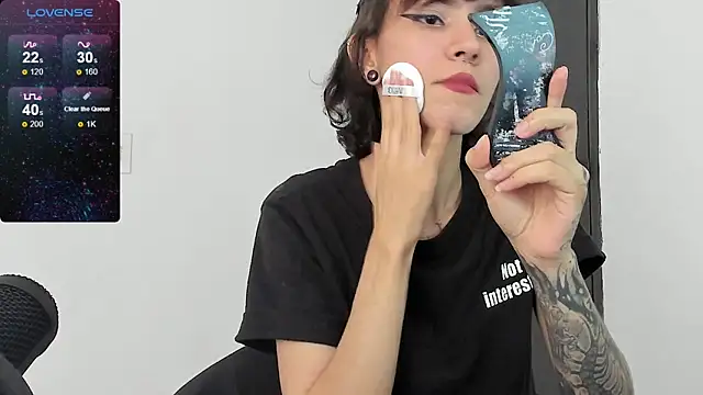 Badxbitch online show from 12-10-24, 01:00