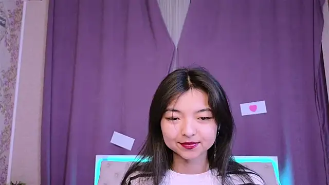 Snapshot of Shy_Kira chatting on 02-16-25, 03:16 Shy Kira online show from 02-16-25, 03:16