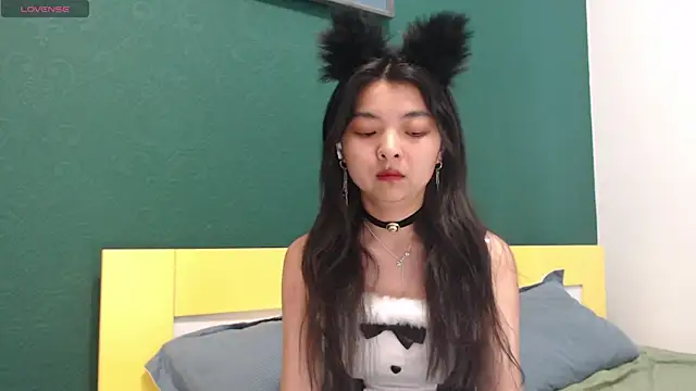 Snapshot of Shy_Kira chatting on 04-20-26, 09:56 Shy Kira online show from 04-20-26, 09:56