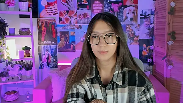 LanaBaker online show from 12-31-24, 05:55