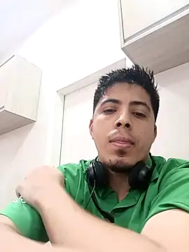 Snapshot of Fiel77 chatting on 03-20-26, 06:02 Fiel77 online show from 03-20-26, 06:02