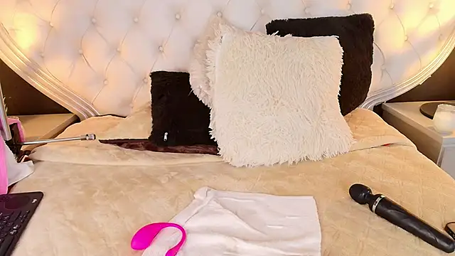 Sofia Convers online show from 01-15-25, 07:12