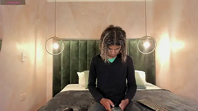 Maxim-Walker online show from 01-30-25, 03:00