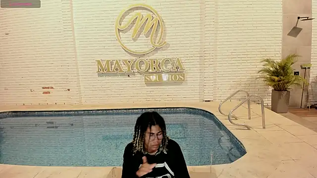 Maxim-Walker online show from 09-27-25, 03:11