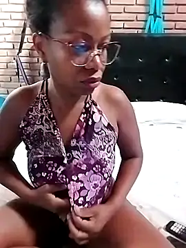 littlebrunett online show from 01-06-26, 11:14