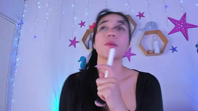 Emiily Parkerr online show from 10-16-25, 03:07