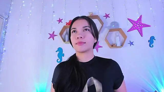 Emiily Parkerr online show from 11-11-25, 02:55