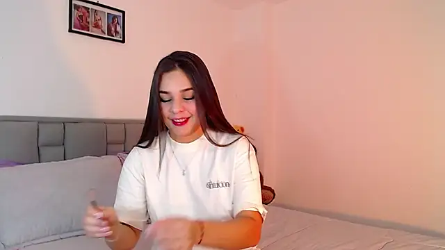 Snapshot of astrid-omega chatting on 09-28-25, 02:17 astrid-omega online show from 09-28-25, 02:17