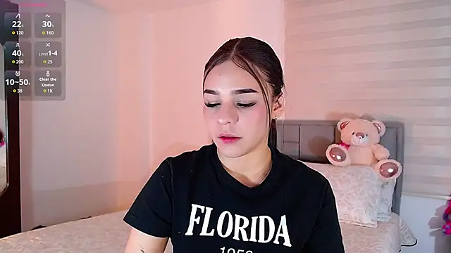 Snapshot of astrid-omega chatting on 04-28-26, 01:59 astrid-omega online show from 04-28-26, 01:59
