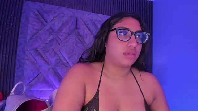 Snapshot of CANDYGABYY chatting on 02-07-25, 10:09 CANDYGABYY online show from 02-07-25, 10:09