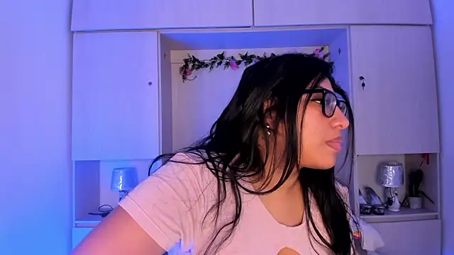 CANDYGABYY online show from 05-11-26, 07:55