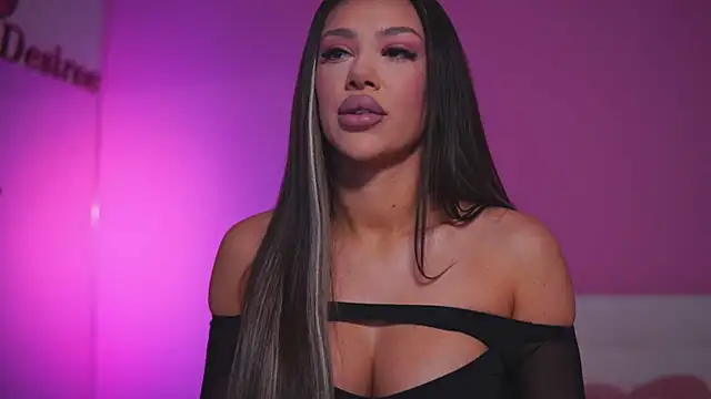 NatyDesiree online show from 03-18-25, 05:09