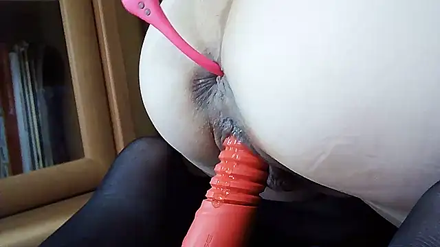 lizzy kissy666 online show from 02-17-25, 02:48