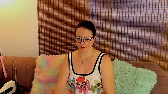 ariana cross online show from 06-27-26, 01:06