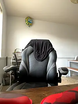 LeyaHoneybuns online show from 09-09-25, 03:44