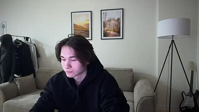 Snapshot of MarkusDean chatting on 01-20-25, 02:14 MarkusDean online show from 01-20-25, 02:14
