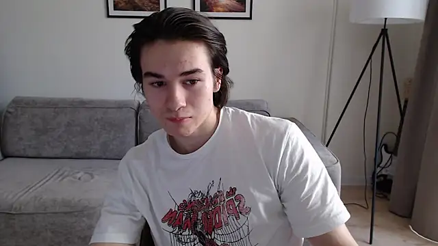 Snapshot of MarkusDean chatting on 02-10-25, 07:15 MarkusDean online show from 02-10-25, 07:15