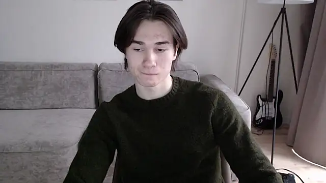 Snapshot of MarkusDean chatting on 02-13-25, 10:44 MarkusDean online show from 02-13-25, 10:44