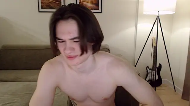 Snapshot of MarkusDean chatting on 02-18-25, 02:38 MarkusDean online show from 02-18-25, 02:38