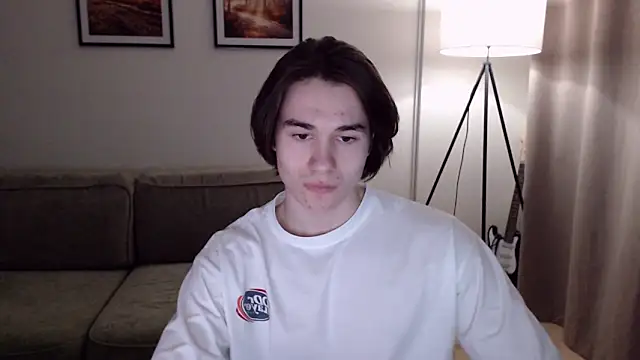 Snapshot of MarkusDean chatting on 02-21-25, 03:21 MarkusDean online show from 02-21-25, 03:21